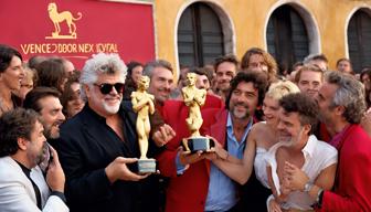 Pedro Almodóvar gewinnt Goldenen Löwen bei den Filmfestspielen Venedig für „The Room Next Door“